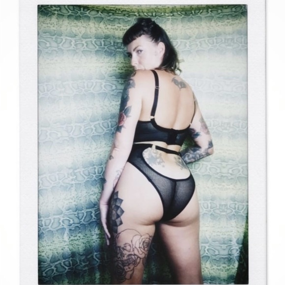 Velvet Rebel Lingerie Submit Bottoms - Picture 4 of 11